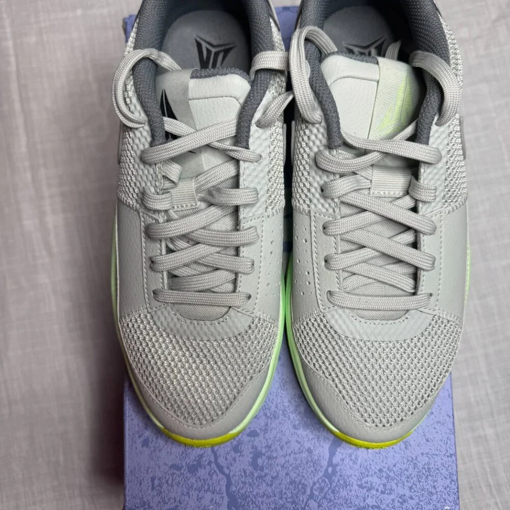 *Brand New* Boys JA Morant 1 Light Silver, Granite-Cyper Size 6.5Y